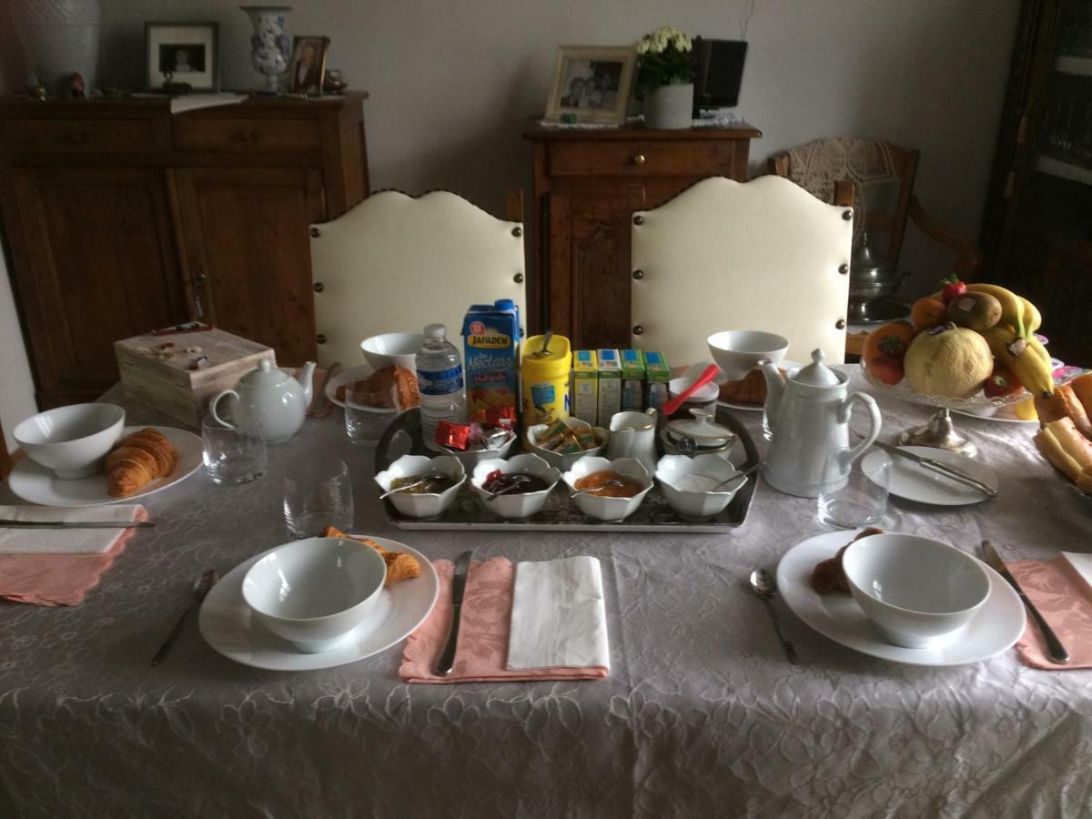 La Mansarde Bed & Breakfast Neuville-sous-Montreuil ภายนอก รูปภาพ