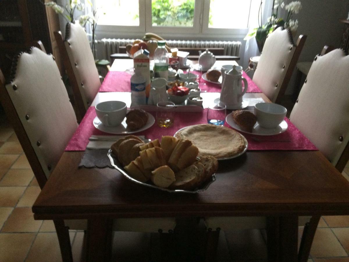 La Mansarde Bed & Breakfast Neuville-sous-Montreuil ภายนอก รูปภาพ